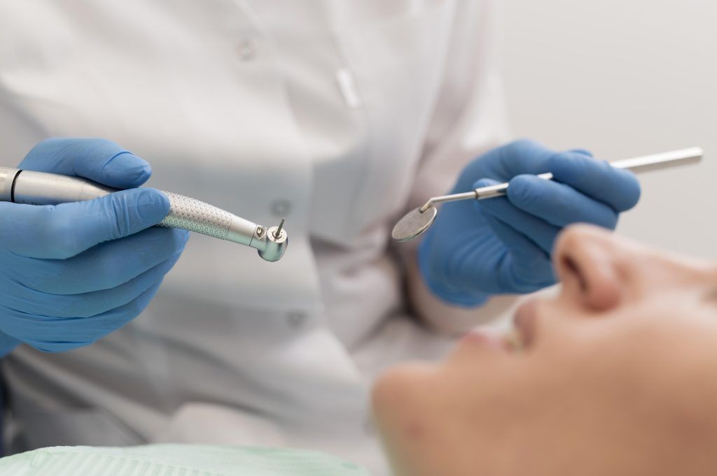 Dental implantes